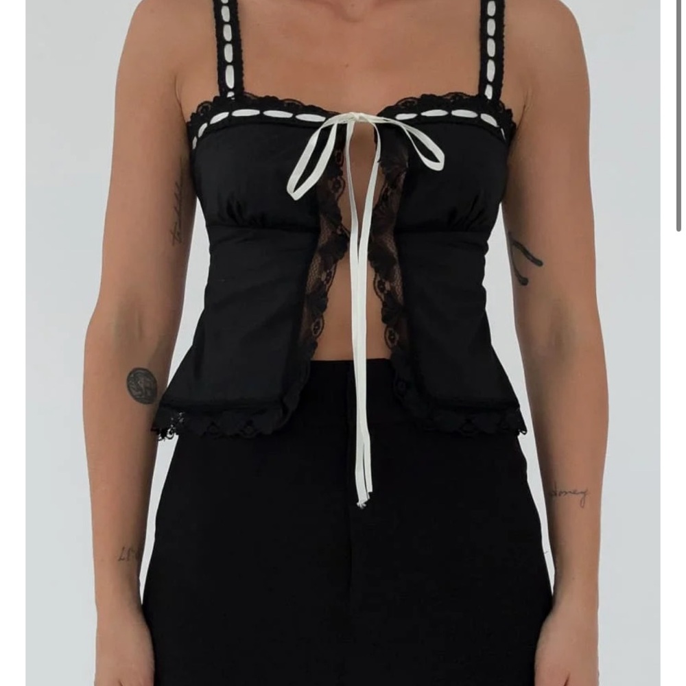Rumored Vintage Love cami - Picture 1 of 2